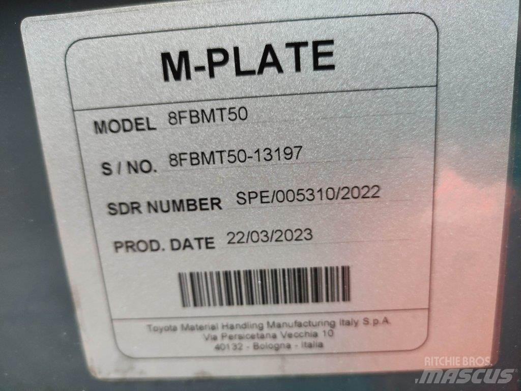 Toyota 8FBMT50 Electric Forklifts