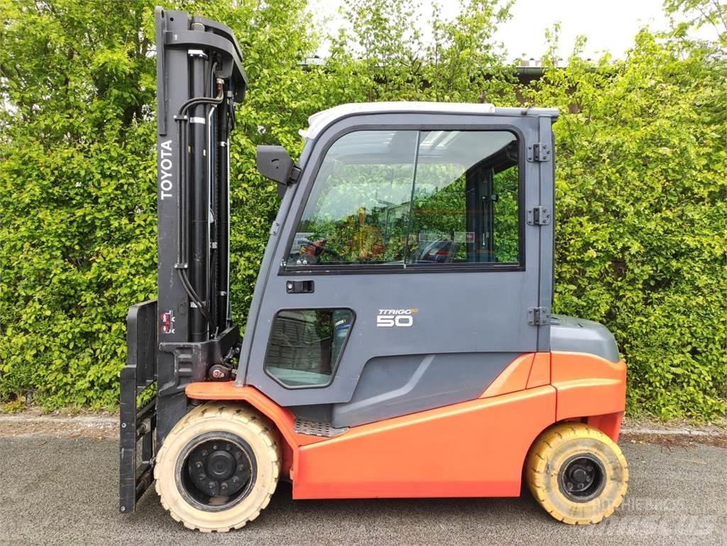 Toyota 8FBMT50 Electric Forklifts