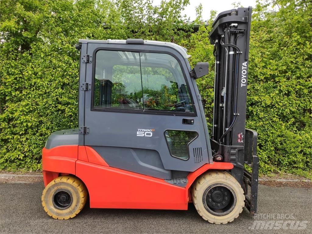 Toyota 8FBMT50 Electric Forklifts