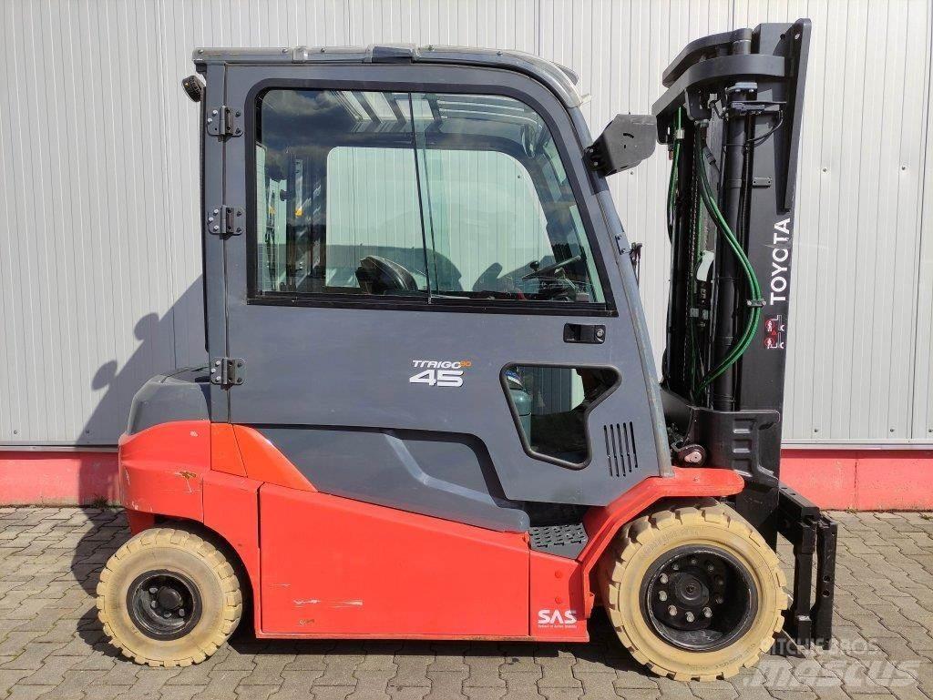 Toyota Traigo 80-8FBMT45 Electric Forklifts